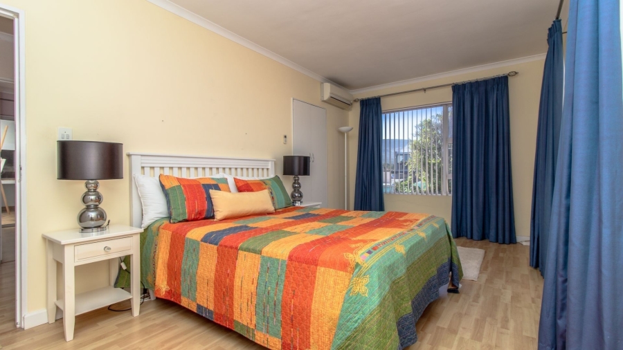 5 Bedroom Property for Sale in Sandbaai Western Cape